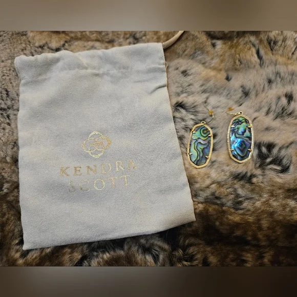 Kendra Scott Earrings - Picture 2 of 4